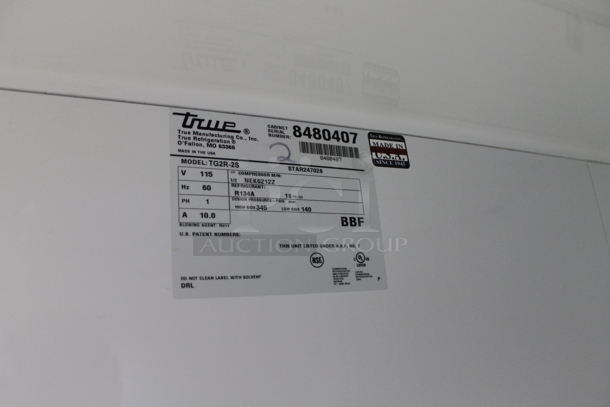 2015 True TG2R-2S ENERGY STAR Stainless Steel Commercial Two Door Reach In Cooler w/ Poly Coated Racks. 115 Volts, 1 Phase. Tested and Working! - Image 4 of 6