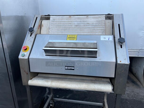 WOW! Doyon Commercial Baguette Moulder French Bread Moulder For 1 3/4 to 42 1/3 oz Loaves NSF 220 Volt 3 Phase Tested and Working! - Image 7 of 10