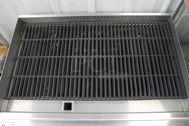 BRAND NEW SCRATCH AND DENT! Vollrath CBL90362 Stainless Steel Commercial Countertop Natural Gas Powered Charbroiler Grill. - Image 2 of 11