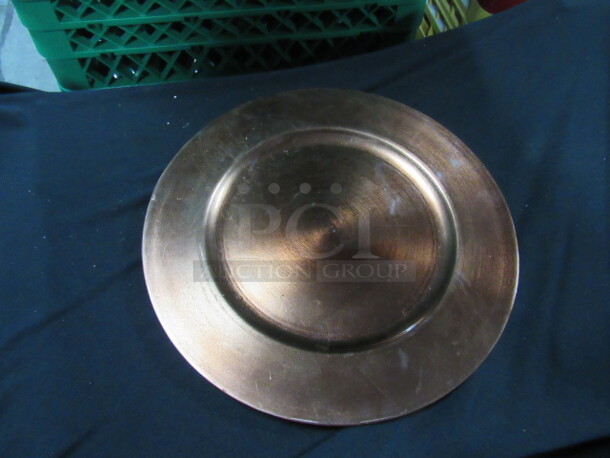 13 Inch Charger Plate. 11XBID.