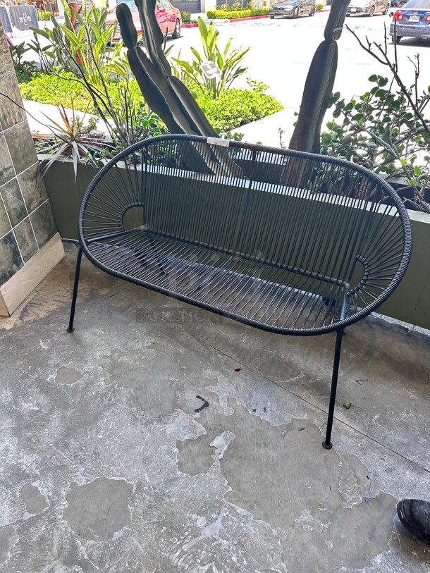 Clean! IXTAPA BLACK OUTDOOR LOVESEAT - Image 1 of 6