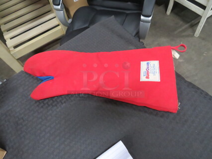 One 18 Inch Burn Guard Oven Mitt.