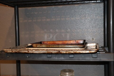 Misc Baking Sheets
QTY 3
Your Bid x 3