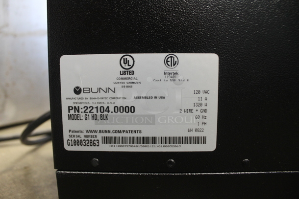BRAND NEW SCRATCH AND DENT! 2022 BUNN G1 HD Commercial Electric Countertop Black Bulk Coffee Grinder. 120V, 1 Phase. Tested and Working! - Image 6 of 7