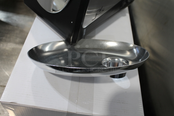 2 BRAND NEW SCRATCH AND DENT! Jasun JSMG 303 Stainless Steel Meat Grinder. 2 Times Your Bid! - Image 5 of 7