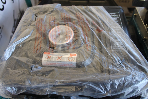 BRAND NEW SCRATCH AND DENT! Choice BDZ153 Butane Countertop Range/Portable Stove With Single Aluminum Burner. Tested And Working! - Image 5 of 8