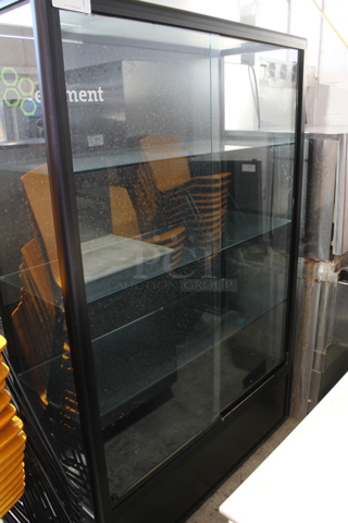 Metal Commercial Dry Case.