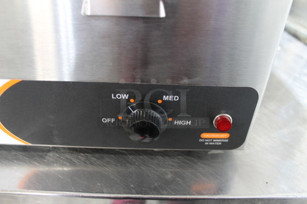2019 Nemco 6055A Stainless Steel Commercial Countertop Food Warmer. 120 Volts, 1 Phase. Tested and Working! - Image 2 of 3