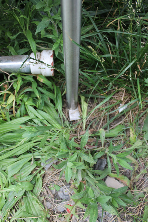 BRAND NEW SCRATCH AND DENT! Stainless Steel Commercial 3 Tier Shelving Unit. - Image 4 of 4