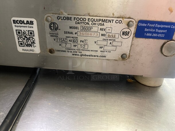 Wow! Globe 3600P Commercial Manual Slicer, 13 in dia, PreciseEdge Knife, Antimicrobial, SS 1/2 HP NSF 115 Volt Tested and Working! 18x23x19 - Image 6 of 11