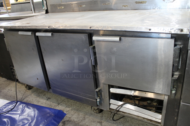Leader DR72 S/C Stainless Steel Commercial 3 Door Work Top Cooler w/ Back Splash on Commercial Casters. 115 Volts, 1 Phase. Tested and Powers On But Does Not Get Cold - Image 4 of 9