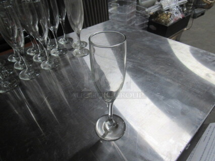 Champagne Flute. 15XBID