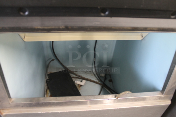 Hoshizaki KM-500MWH Stainless Steel Commercial Ice Machine Head on Commercial Ice Bin. 115-120 Volts, 1 Phase. - Image 5 of 7