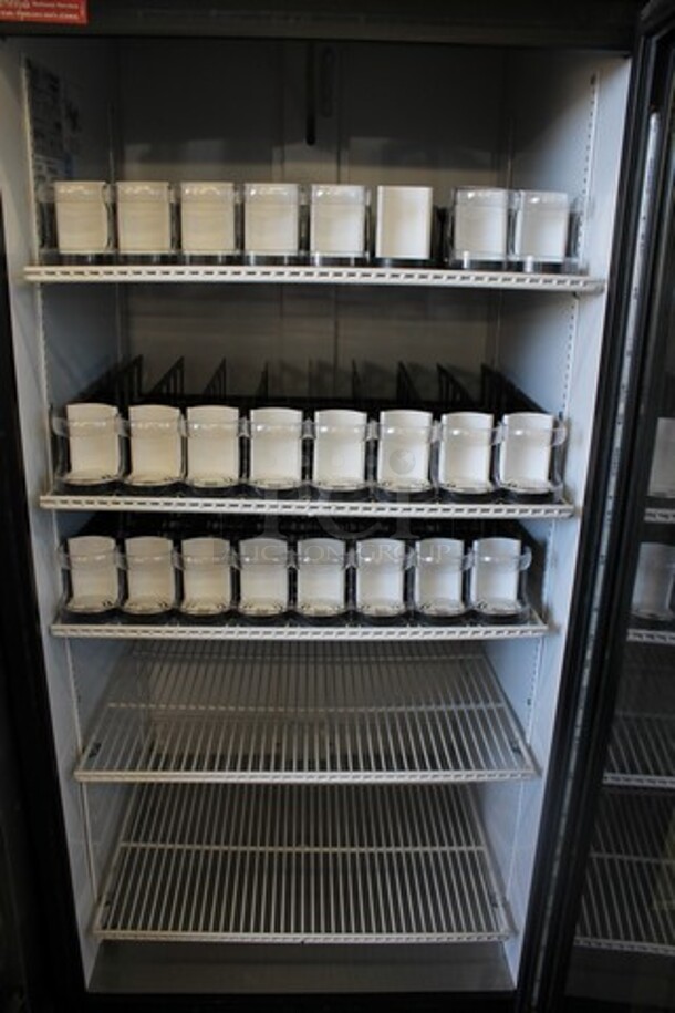 True GDM-26EM-LD ENERGY STAR Metal Commercial Single Door Reach In Cooler Merchandiser w/ Poly Coated Racks and Drink Sliders. 115 Volts, 1 Phase. Tested and Working! - Image 3 of 4