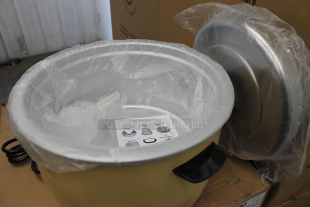 BRAND NEW SCRATCH AND DENT! 2023 RiceMaster Town 57138 Stainless Steel Commercial Countertop Rice Cooker. 230 Volts, 1 Phase.  - Image 4 of 8