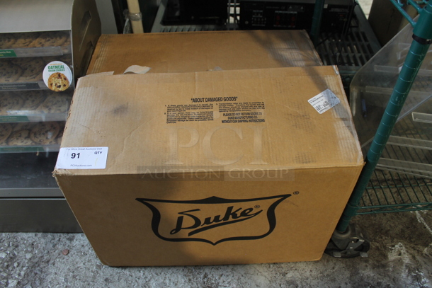 BRAND NEW IN BOX! 2015 Duke CSW-2-T-AM Stainless Steel Commercial Countertop Food Warmer. 120 Volts, 1 Phase. Tested and Working! - Image 2 of 5
