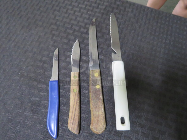 Assorted Chef Knife. 4XBID - Image 1 of 1