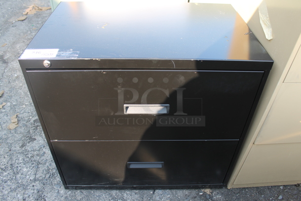 Black Metal 2 Drawer Filing Cabinet. - Image 1 of 5