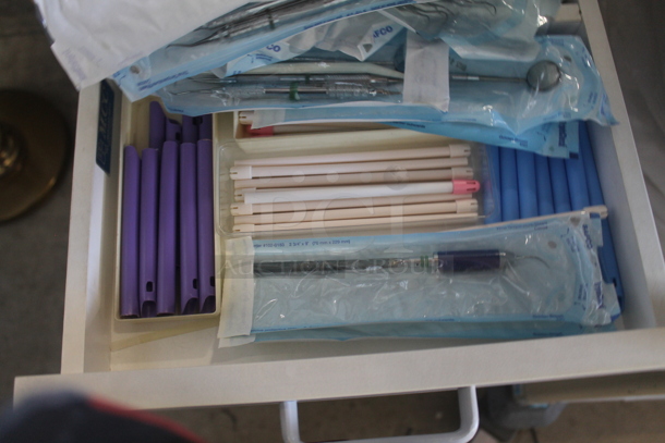 Gracious Living White and Clear Poly 3 Drawer Filing Unit. - Image 6 of 7