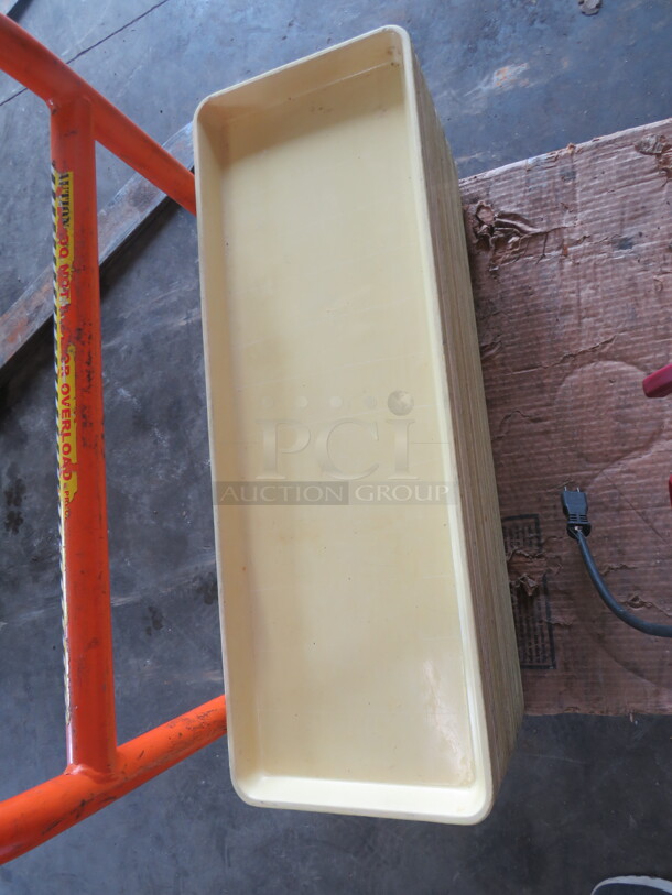 Full Size Poly Pastry Tray. 5XBID - Image 1 of 1