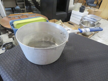 One Aluminum 7 Quart Vollrath Sauce Pan.