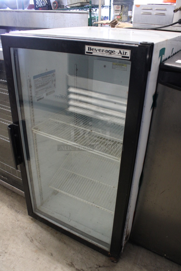 Beverage Air Model UR30G Metal Mini Cooler Merchandiser. 115 Volts, 1 Phase. 20.5x25x35.5. Tested and Powers On But Temps at 41 Degrees - Image 2 of 5