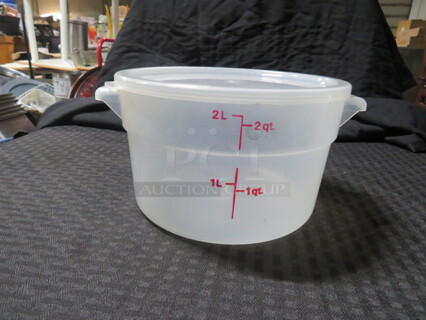 One 2 Quart Food Storage Container With Lid. 
