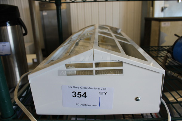 White Metal Bug Zapper. 19x10.5x6 - Image 2 of 3