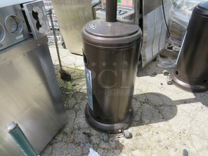 One Dyna Glo Propane Patio Heater. Model# DGPH101BR