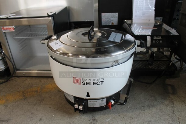 BRAND NEW SCRATCH AND DENT! Emperor's Select 478EGRC140NG Metal Commercial Countertop Natural Gas Powered Rice Cooker. 28,000 BTU. Tested and Working!