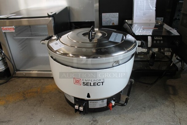 BRAND NEW SCRATCH AND DENT! Emperor's Select 478EGRC140NG Metal Commercial Countertop Natural Gas Powered Rice Cooker. 28,000 BTU. Tested and Working! - Image 1 of 10