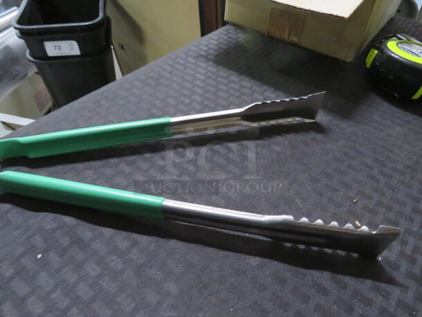 NEW Vollrath 12 Inch  Utility Tongs With Gator Grip Handles. 3XBID - Image 1 of 1