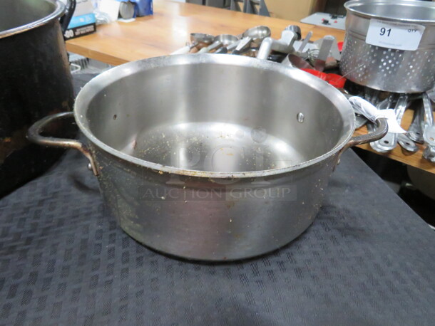 One 9 Inch Stainless Steel Stock Pot. - Image 1 of 1