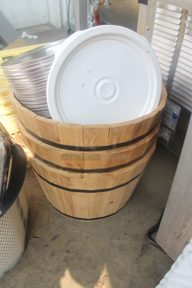 ALL ONE MONEY! Lot of Various Items Including Poly Dish Caddies, Metal Dome Lids and Pieces - Image 4 of 4