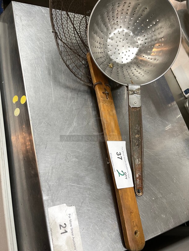 25inch Reinforced Heavy Duty Double Medium Tin Mesh Strainer with Wood Handle and 23 inch Heavy Duty Stainless Strainer With Metal Handle - Image 2 of 5