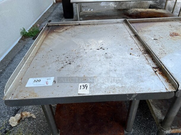 Stainless Steel Equipment Stand w/ Under Shelf. 24x30x25.5 - Image 3 of 4
