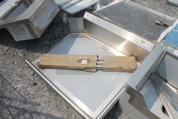 BRAND NEW SCRATCH AND DENT! Regency 600CDT36R Commercial Stainless Steel Clean Dish Table With Right Drainboard And Galvanized Legs - Image 3 of 5