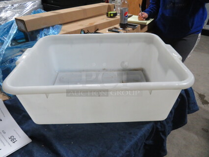 Bussing Tub. 2XBID