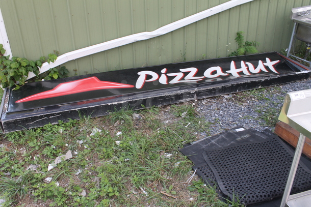 Metal Pizza Hut Sign. - Image 2 of 4