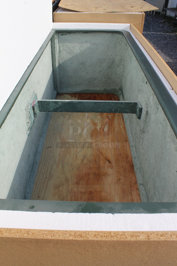 BRAND NEW! Planter w/ Wood Pattern Exterior. - Image 2 of 3