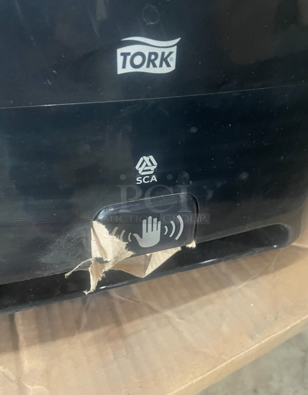 Pull Down Dispenser Torq VersaPro/ New In Box - Image 2 of 3