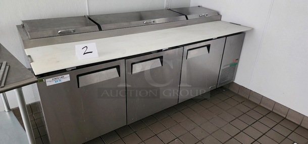 Still Under Warranty!! Turbo Air TPR-93SD-N 93" Super Deluxe Pizza Prep Table w/ Refrigerated Base. On Commercial Casters. R-290 Hydrocarbon Refrigerant. 115V 93-3/8"x32-1/4"x 36" LIKE NEW! In Perfect Working Order! Includes Receipts and Paper Work. 
*Located In Bakersfield, CA.*
*Shipping Available*  - Image 4 of 4