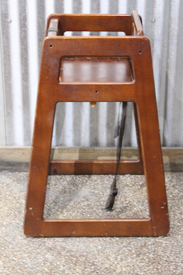 BEAUTIFUL! Marston Wood Products C-30 High Chair Solid 3/4" Oak, Mortise And Tenon Frame Construction, Instant-Release Safety Straps With Crotch Strap. 18x19x29
3x Your Bid - Image 3 of 8