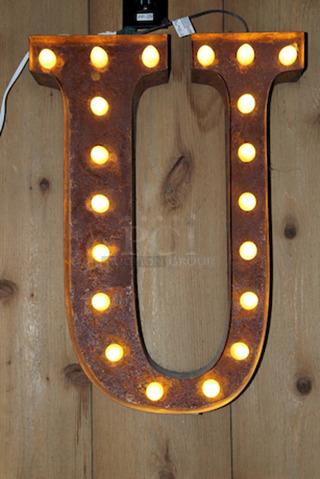 Illuminated Letter "U".
18x4x24