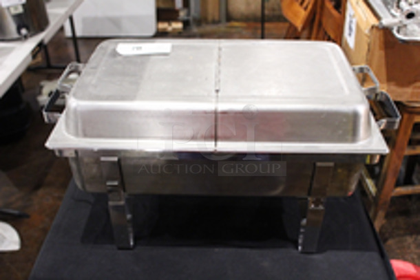 8 Qt. Full Size Chafer Kit with Stainless Steel Hinged Cover. 
24x14x13
 - Image 4 of 6