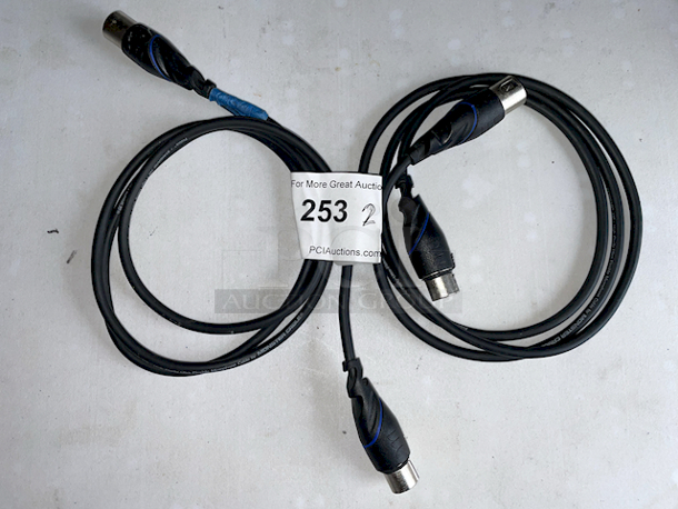 DOUBLE DOWN! Monster Prolink Standard 100 10ft High Clarity Ultra Flexible Microphone Cables, XLR Male-XLR Female. 2x Your Bid - Image 1 of 2
