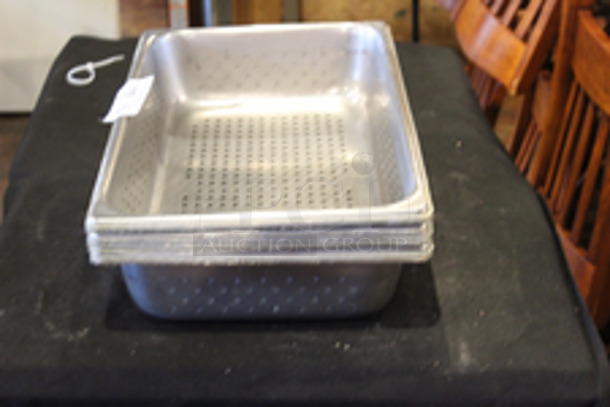 Vollrath 30043 Super Pan V® Full Size 4" Deep Anti-Jam Perforated Stainless Steel Steam Table / Hotel Pan - 22 Gauge
21x12-3/4x4
10x Your Bid
 - Image 2 of 6