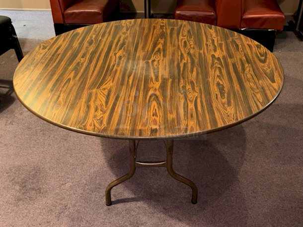 PARTY SIZE! 60” Round Table With Fold-Out Legs. 60”x30”