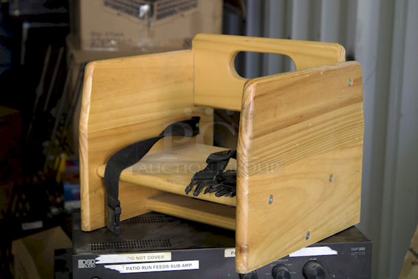 BEAUTIFUL! (3) Wooden Highchairs and (1) Wooden Booster Seat. 4x Your Bid - Image 10 of 11