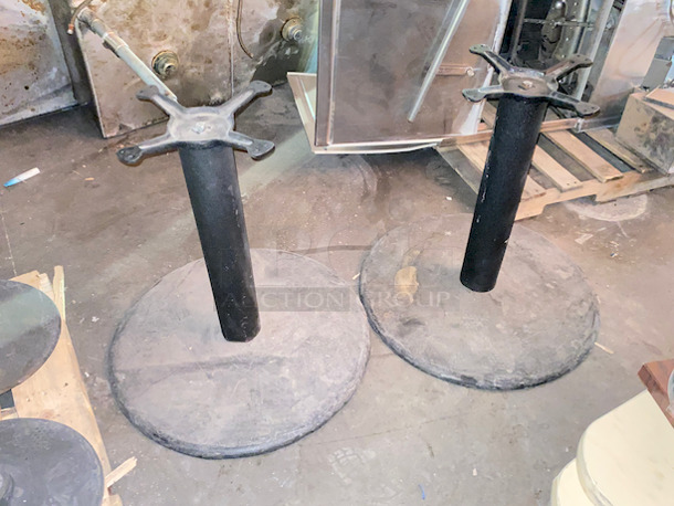 HEAVY DUTY! 17 Round Table Bases, Outdoor/Indoor, Weighted

17x Your Bid - Image 7 of 7